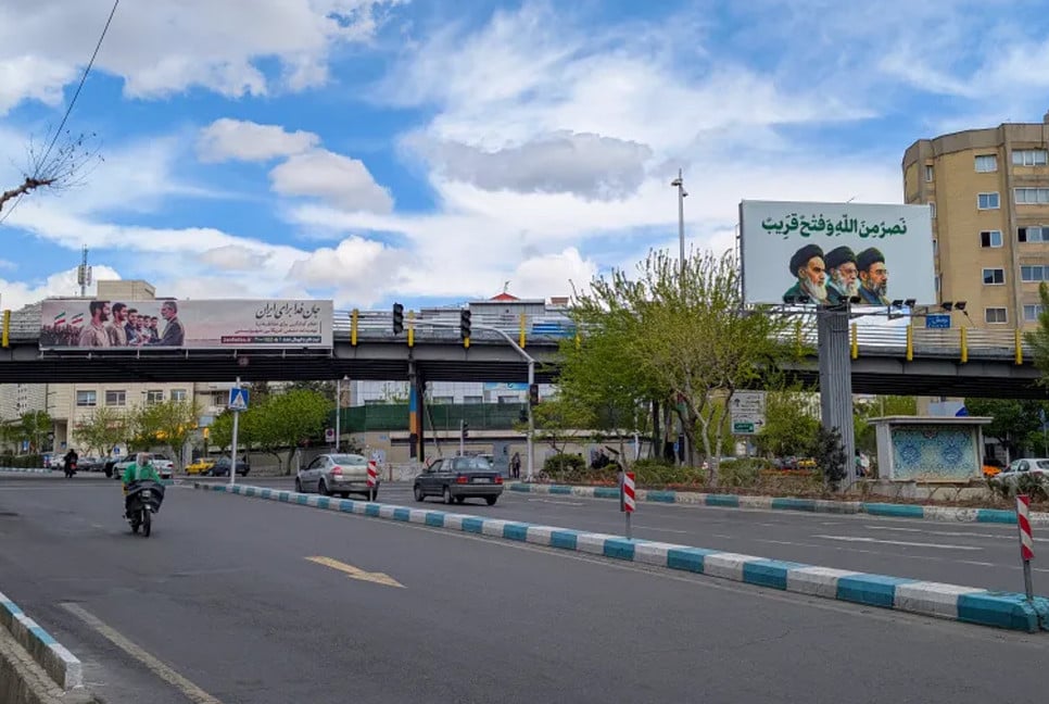 Iran Demands $270 Billion Compensation, Proposes Strait of Hormuz Ship Tax